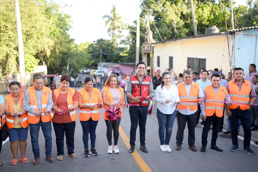 ENTREGA GABRIEL MORENO BRUNO LA OBRA DE REHABILITACIÓN DE CARRETERA ACAMILPA - TEMIMILCINGO